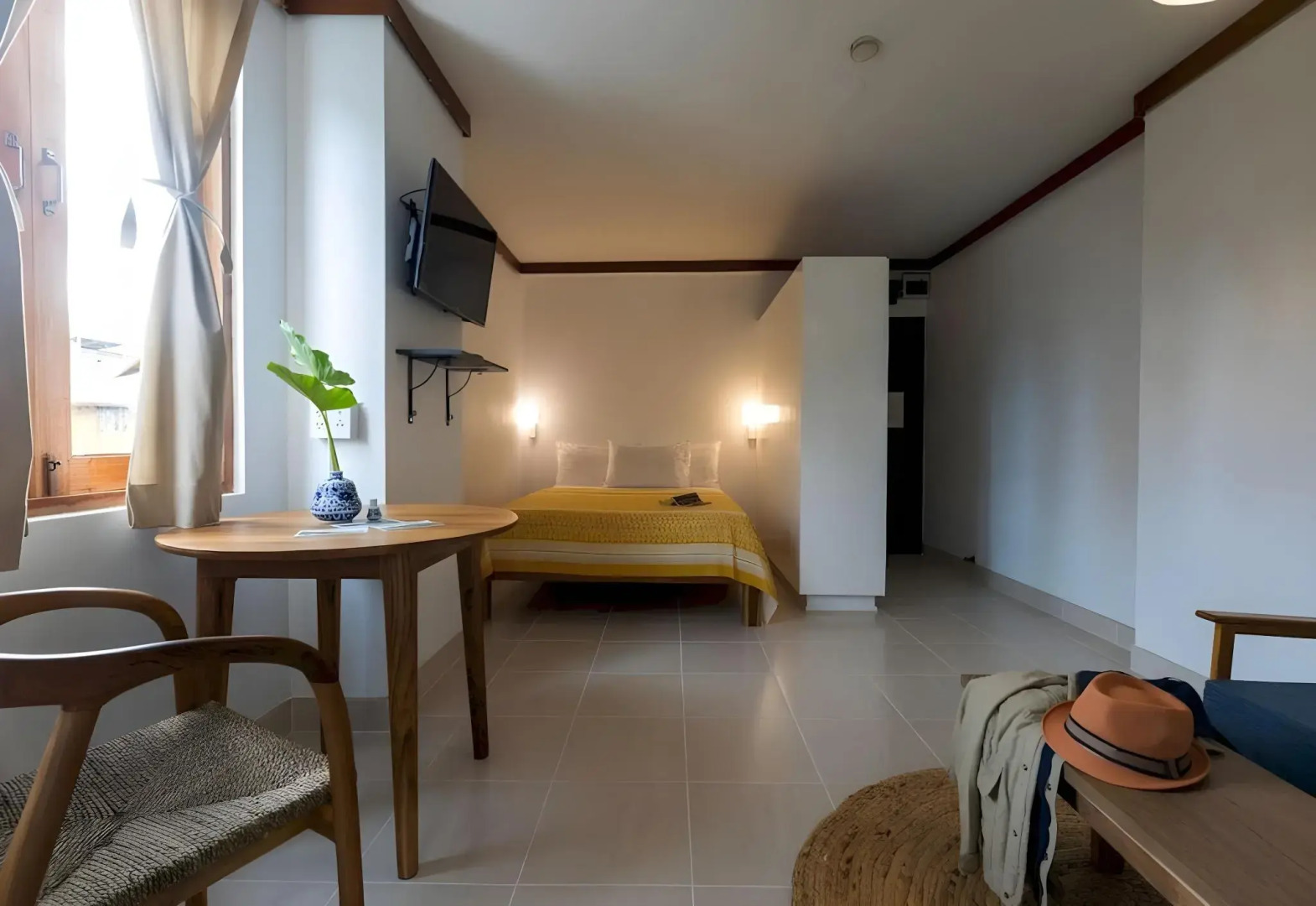 Photo - Collection O Howard Square Boutique Hotel