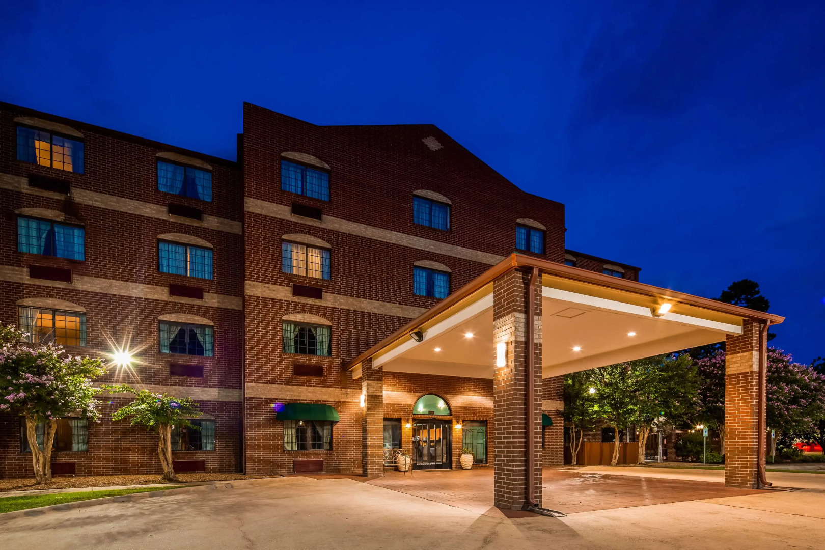 Foto - Best Western Plus The Woodlands