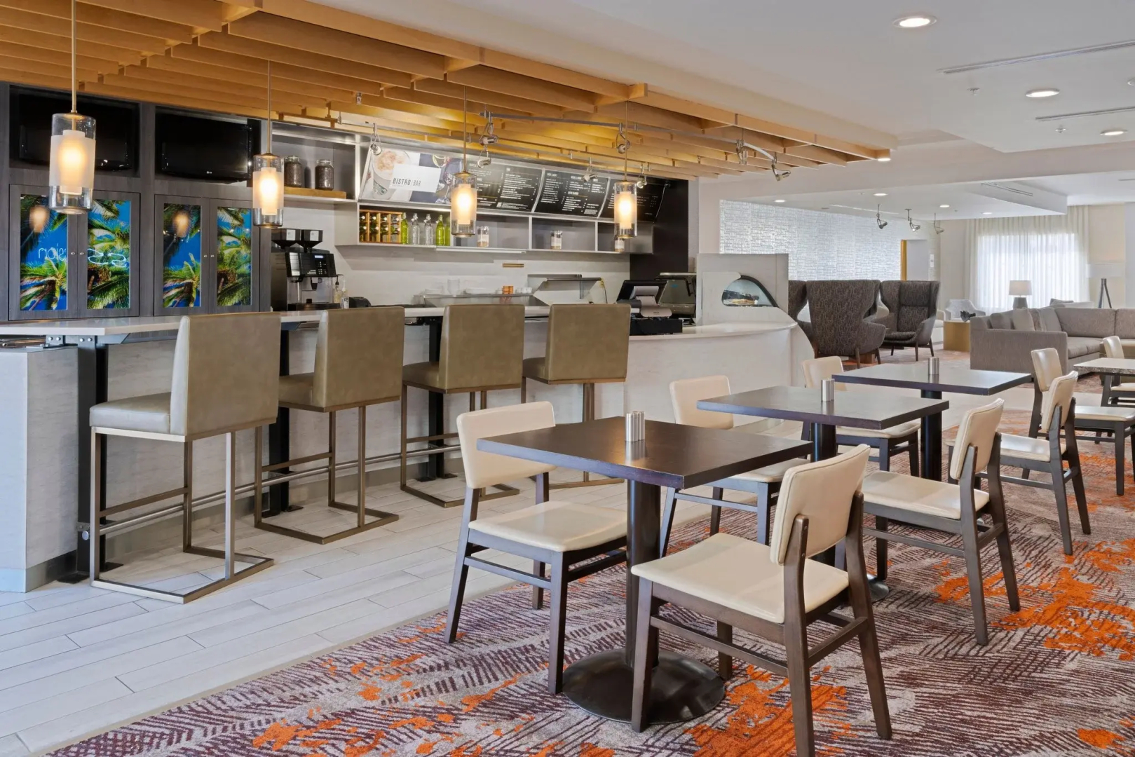Photo - Courtyard by Marriott Sarasota at University Town Center