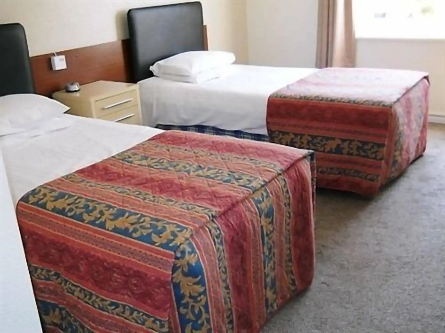 Photo - The Oakland Hotel