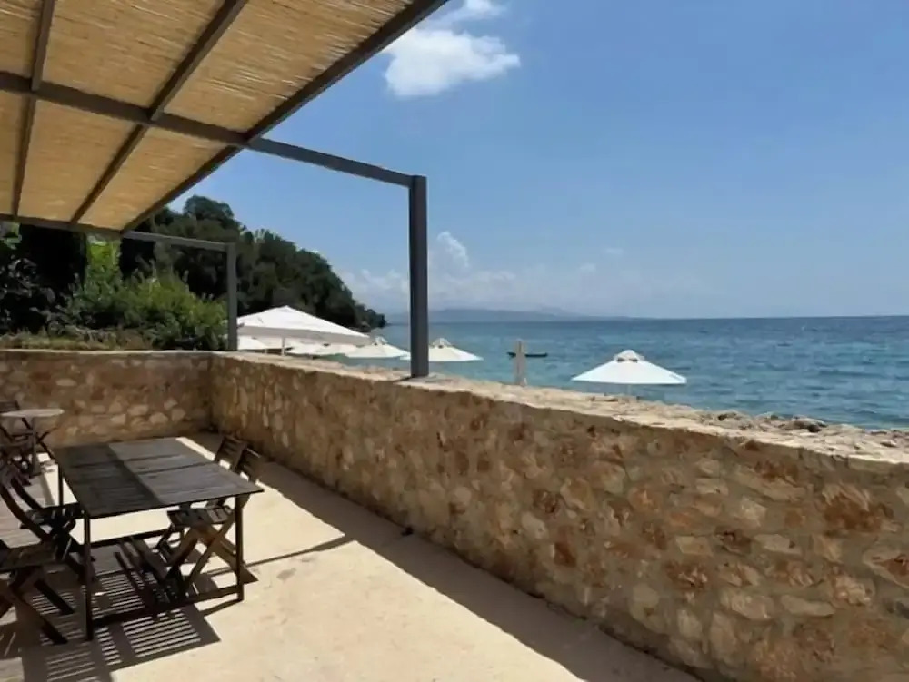 Photo - Glyfa Beach Villas