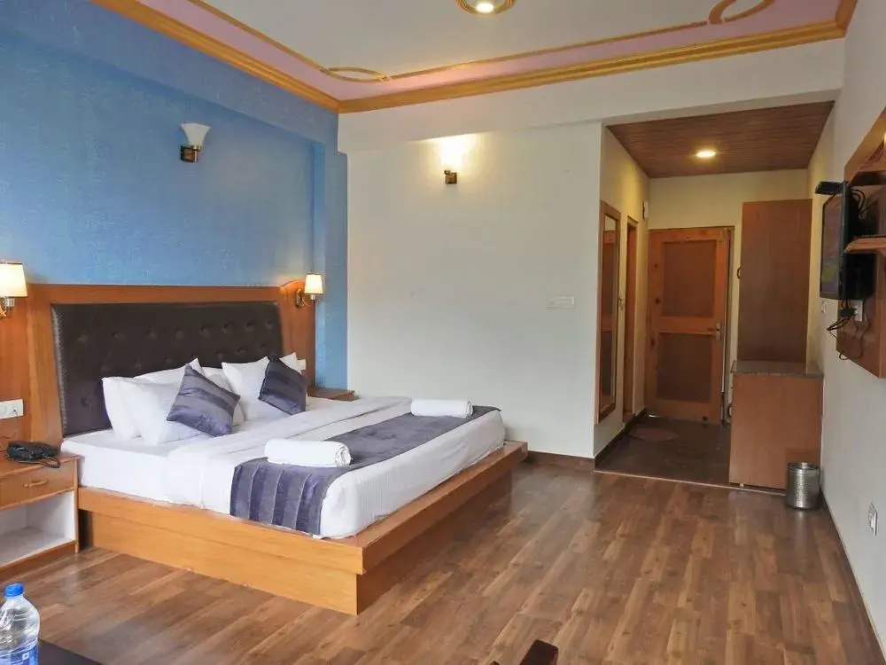 Foto - Hotel Taksh inn, Near Karol Bagh, Metro Station