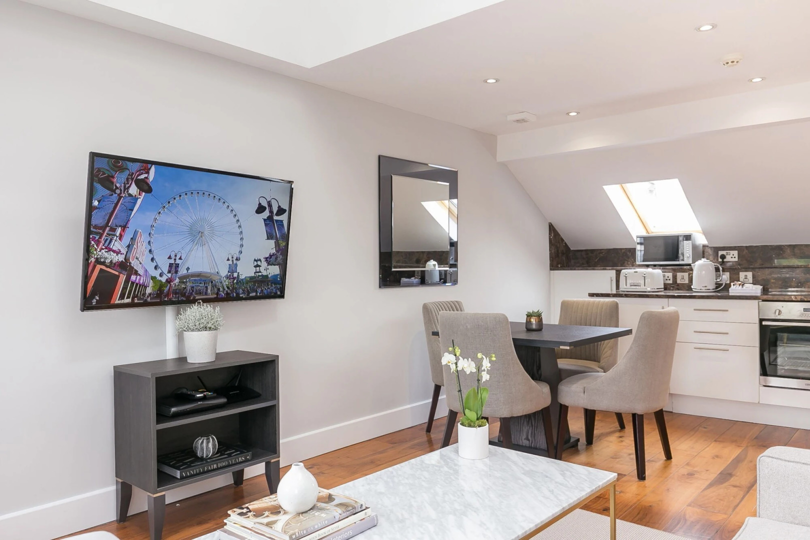 Photo - Chilworth Court