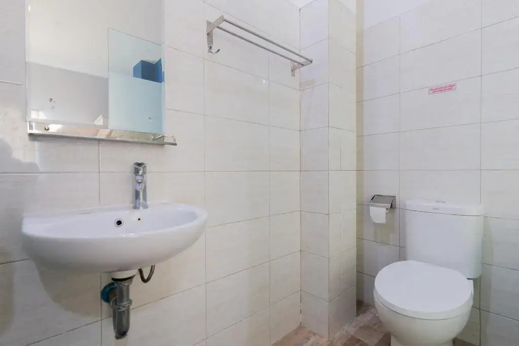 Foto - RedDoorz Plus near Living Plaza Jababeka