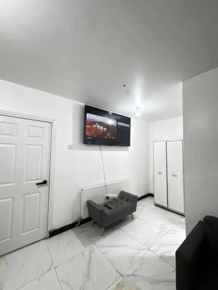 Foto - OYO Unique Guestroom - Farnworth, Easy Access to Bolton