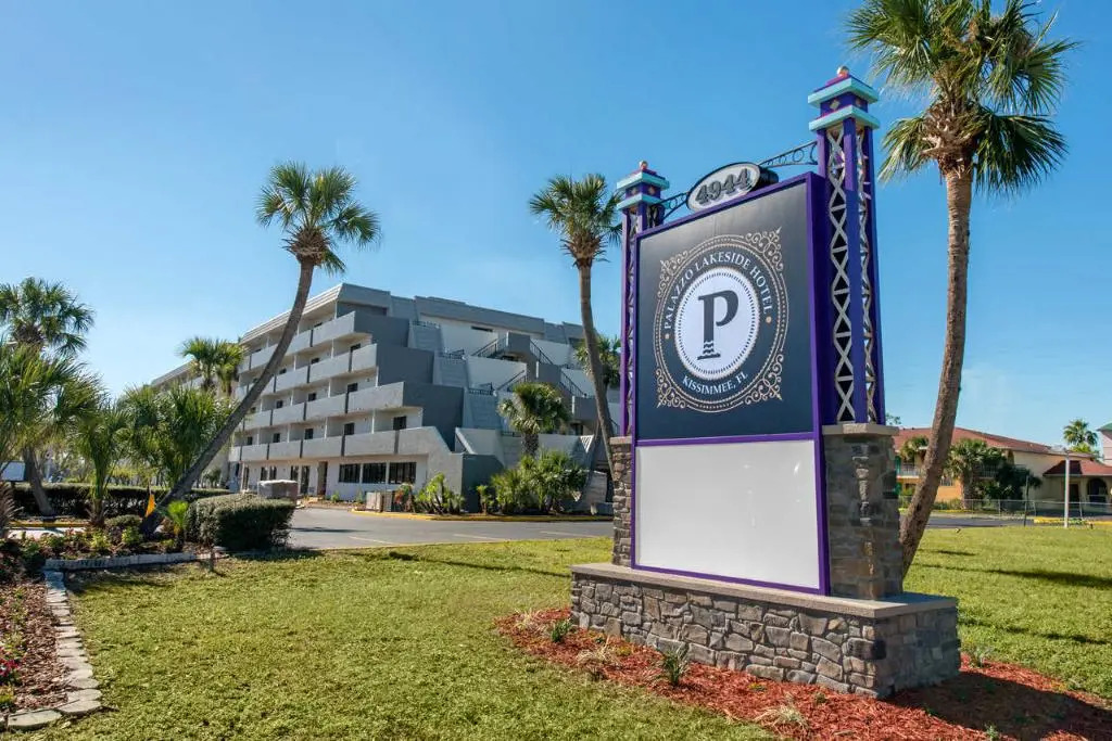 Photo - Palazzo Lakeside Hotel