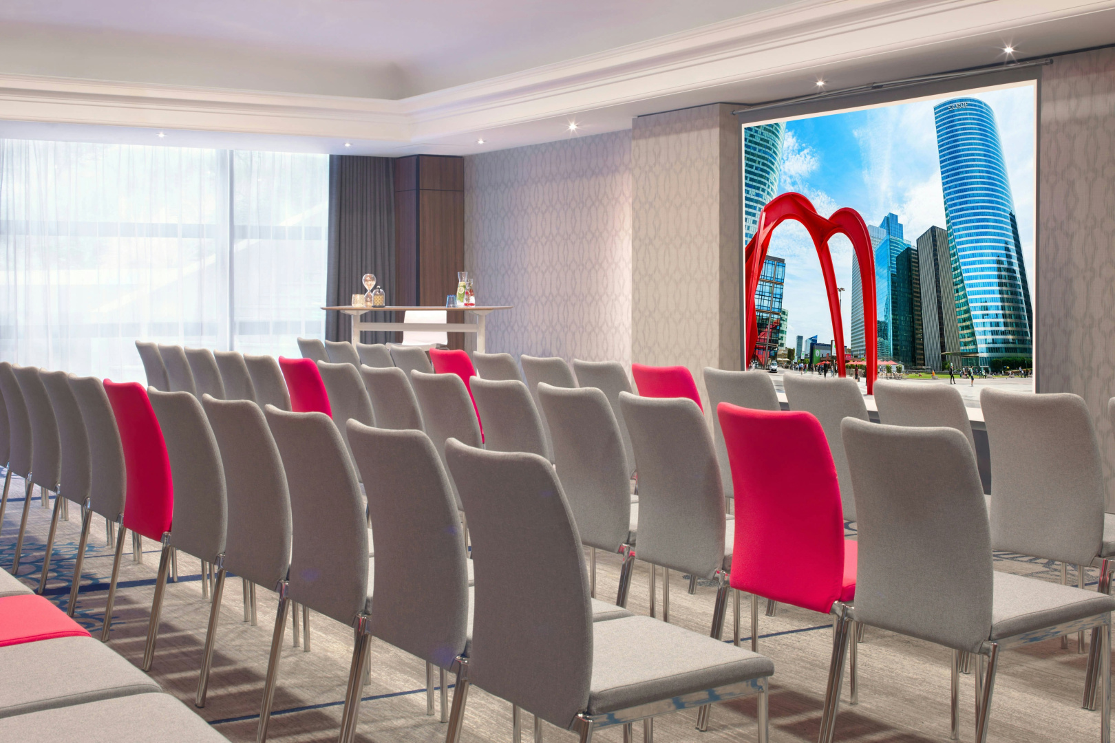 Photo - Renaissance Paris La Defense Hotel