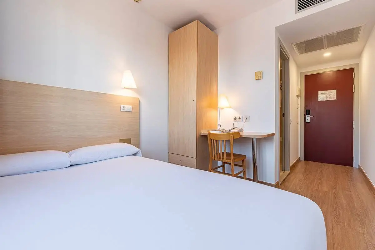 Photo - Hotel Basic