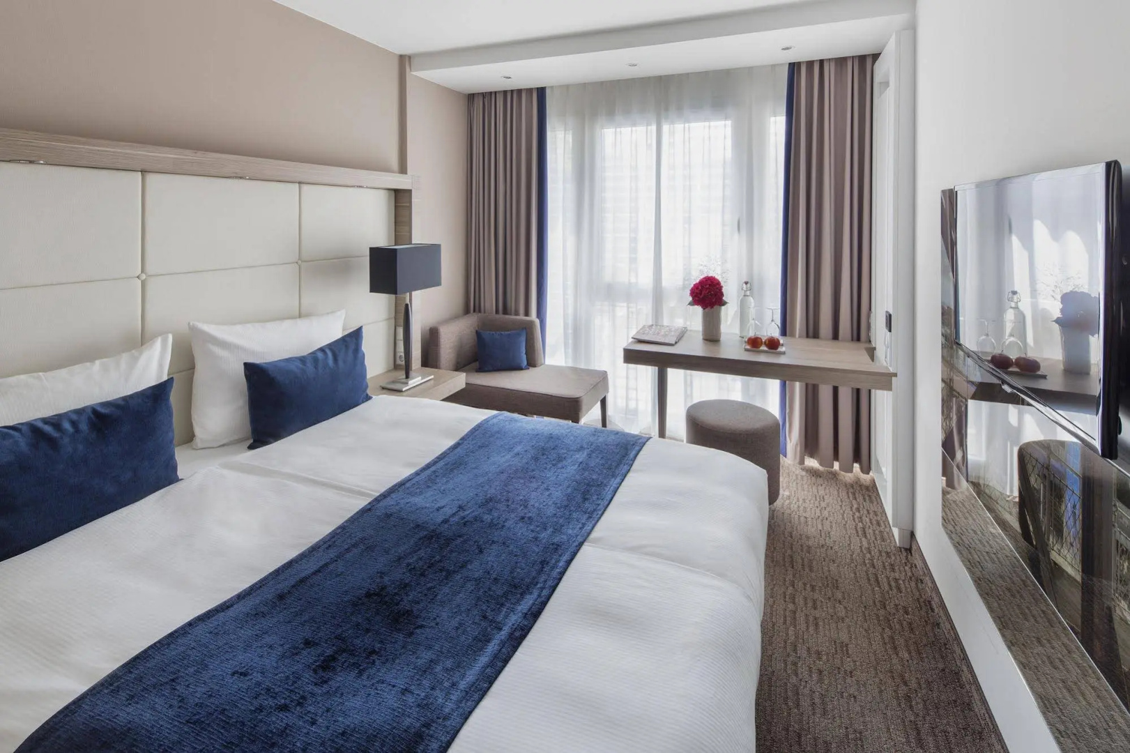 Photo - The Alex Hotel