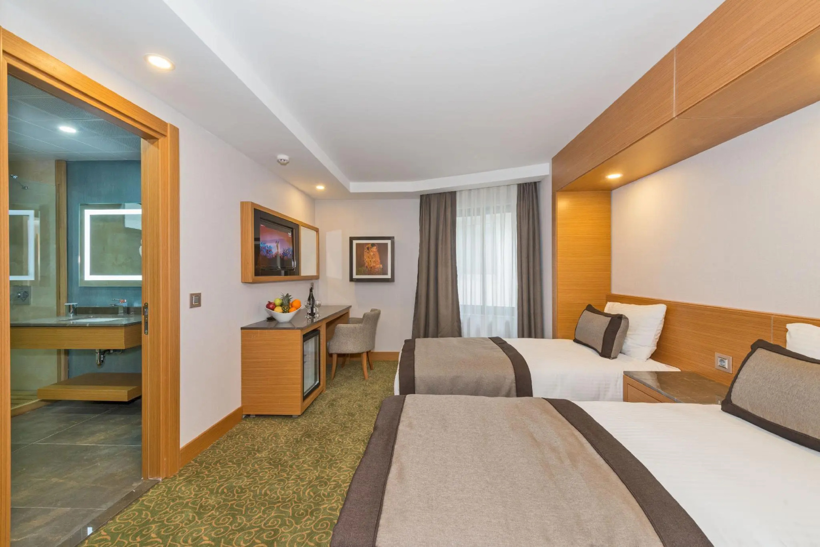 Photo - Bisetun Hotel