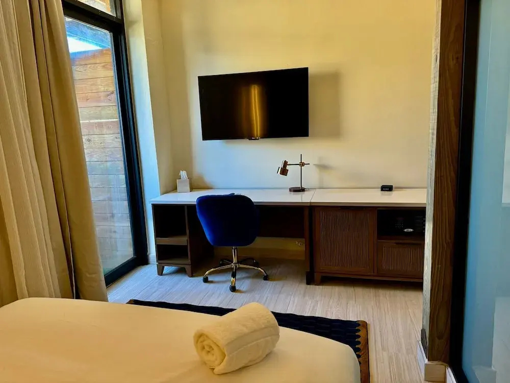 Photo - Metro Art Hotel
