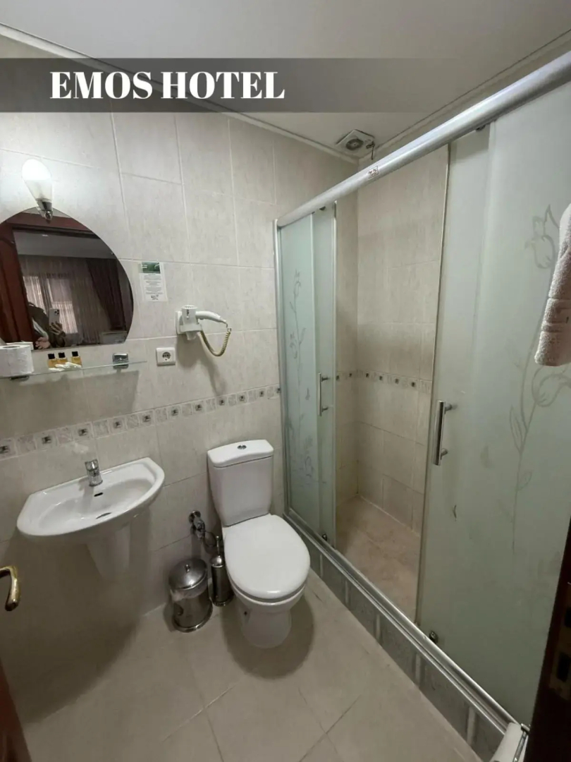 Photo - Emos Hotel