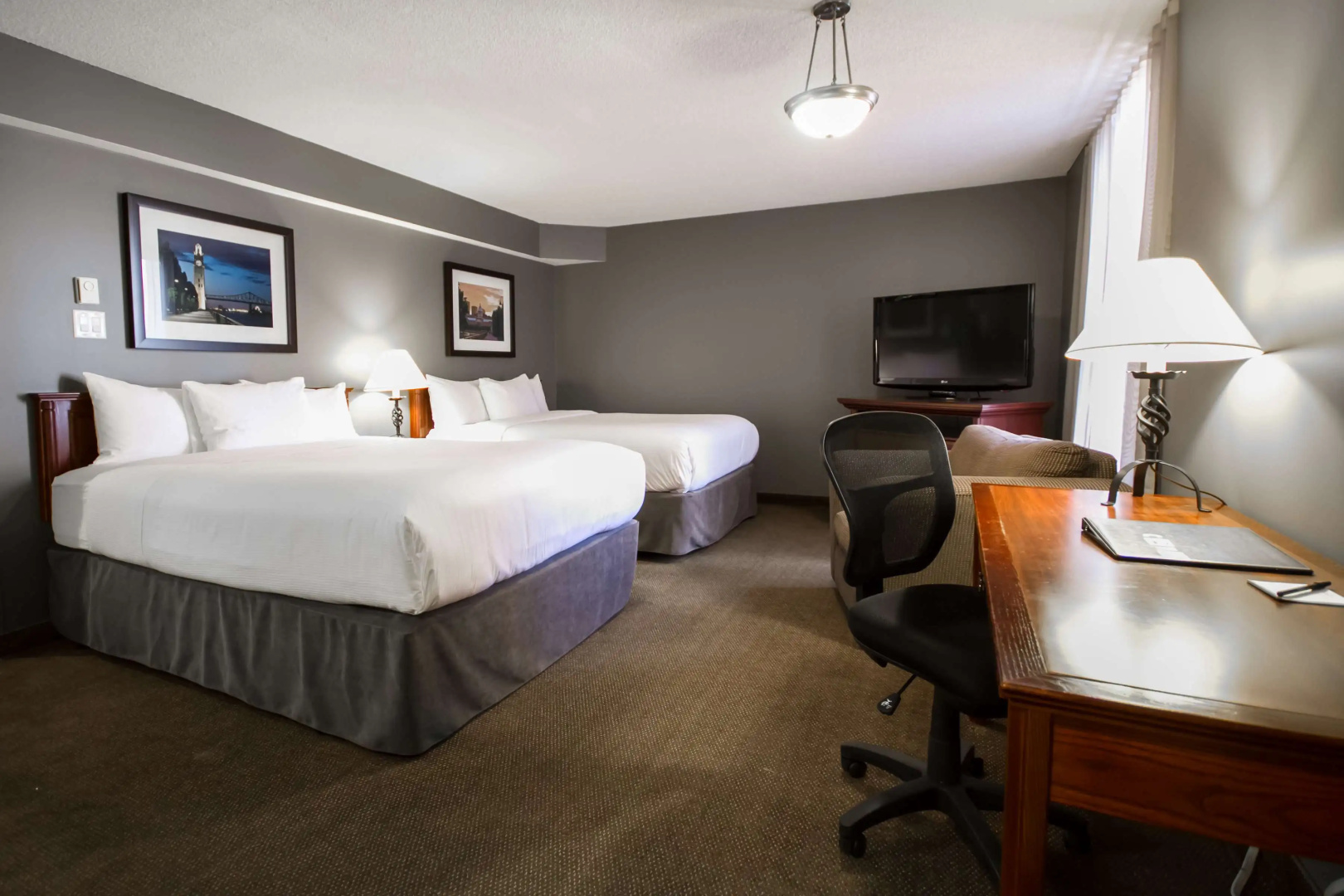 Photo - Hotel Faubourg Montreal Centre-Ville Downtown