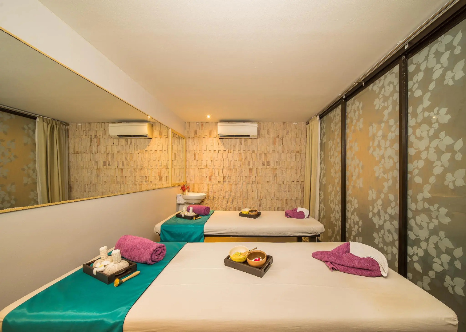 Foto - The Rock Hua Hin Beachfront Spa Resort