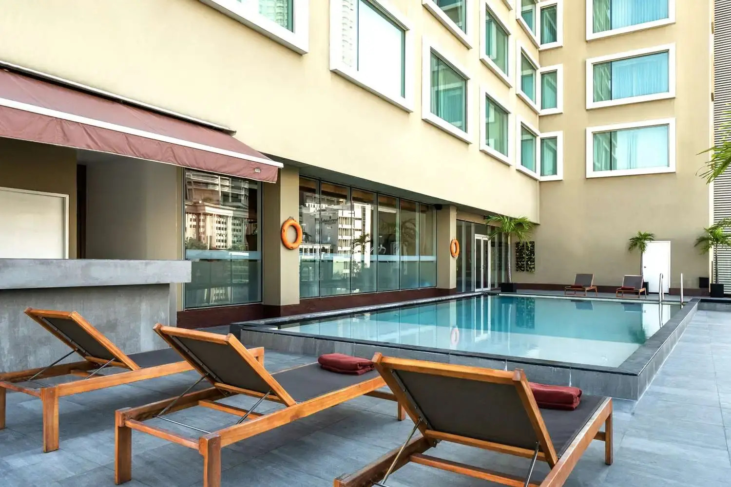 Foto - Hilton Garden Inn Bangkok Silom