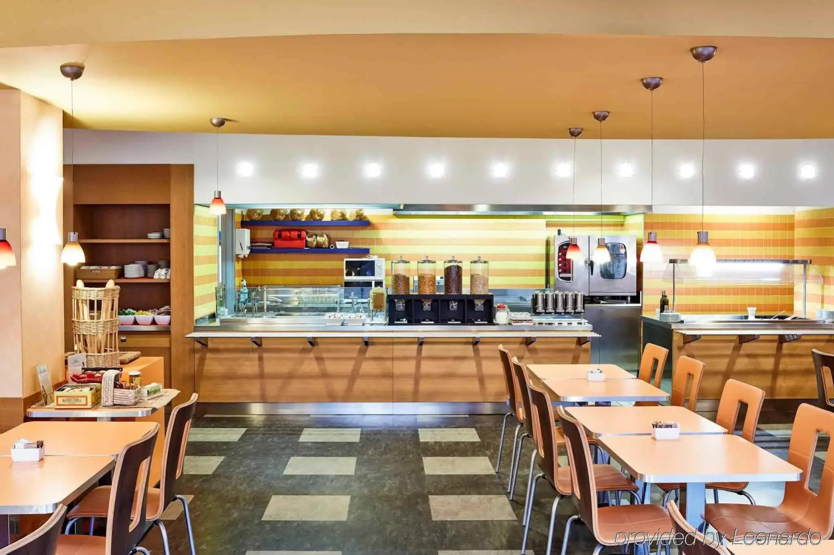 Foto - DC Hotel International