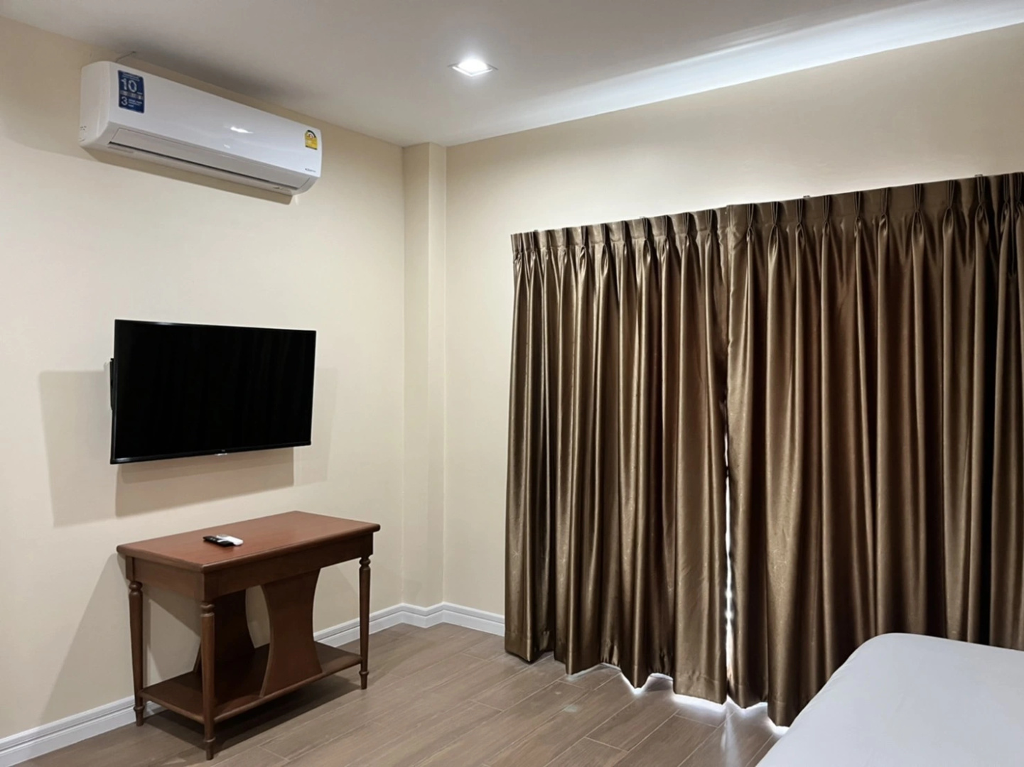 Foto - Anwari Hotel