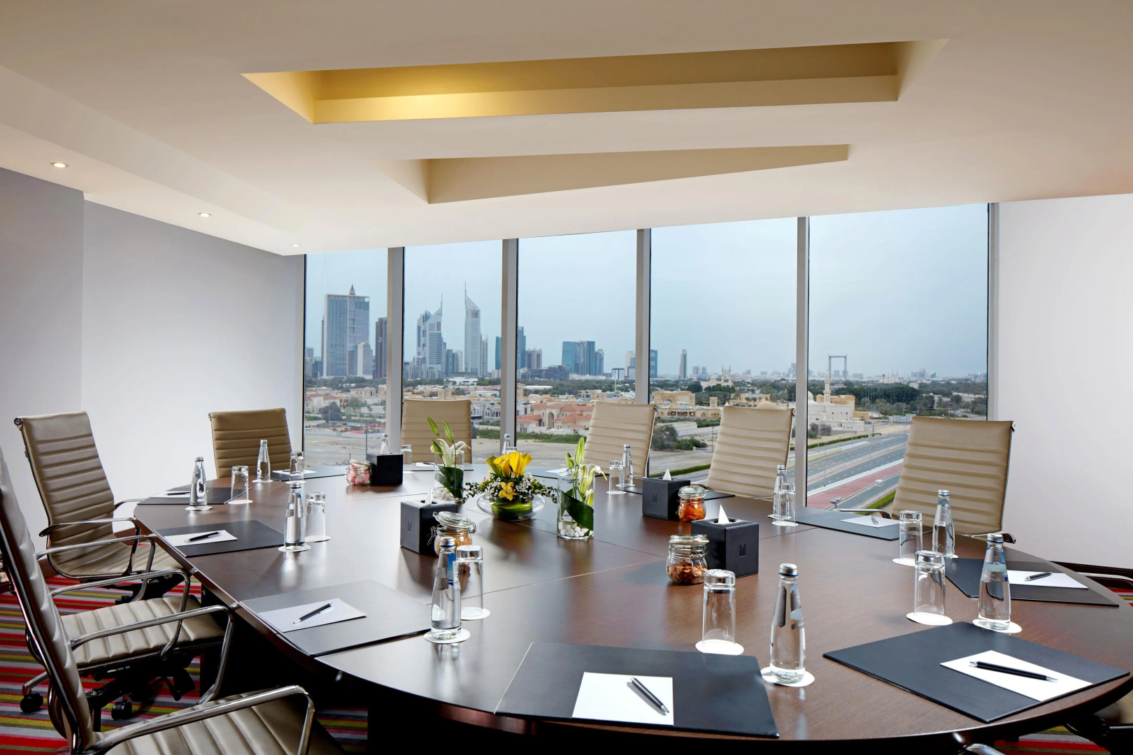 Foto - Millennium Central Downtown Hotel