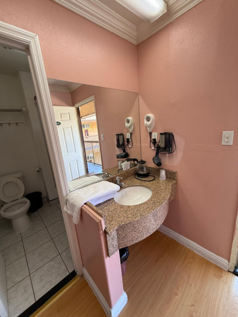 Photo - Travel Inn