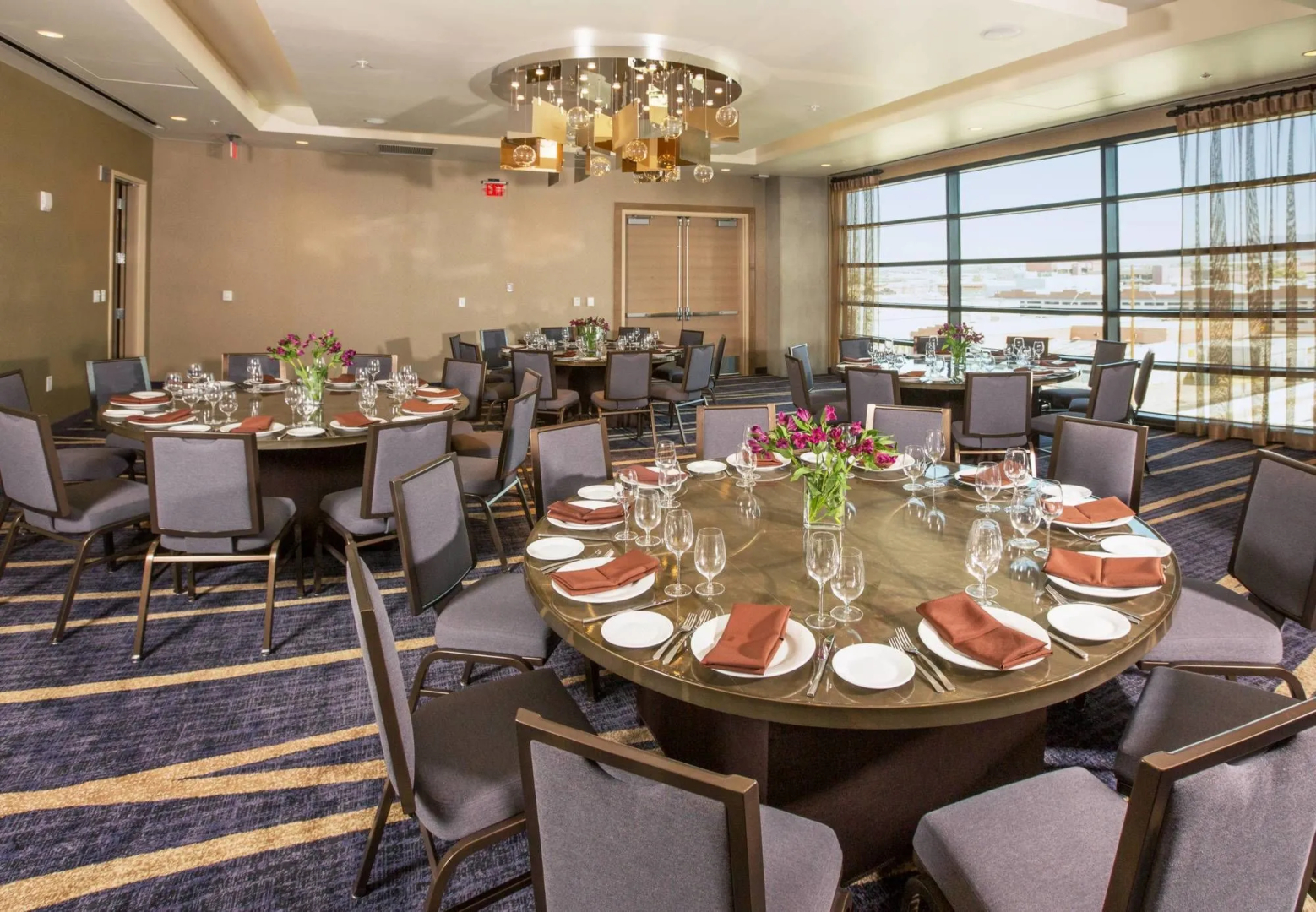 Photo - Courtyard by Marriott Phoenix Downtown