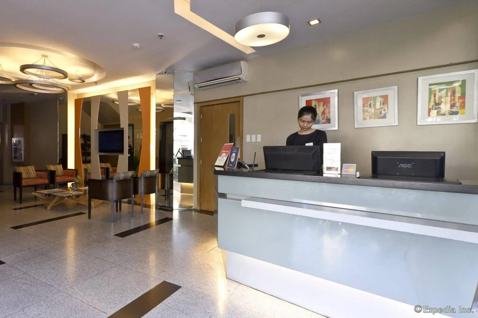 Photo - St Mark Hotel