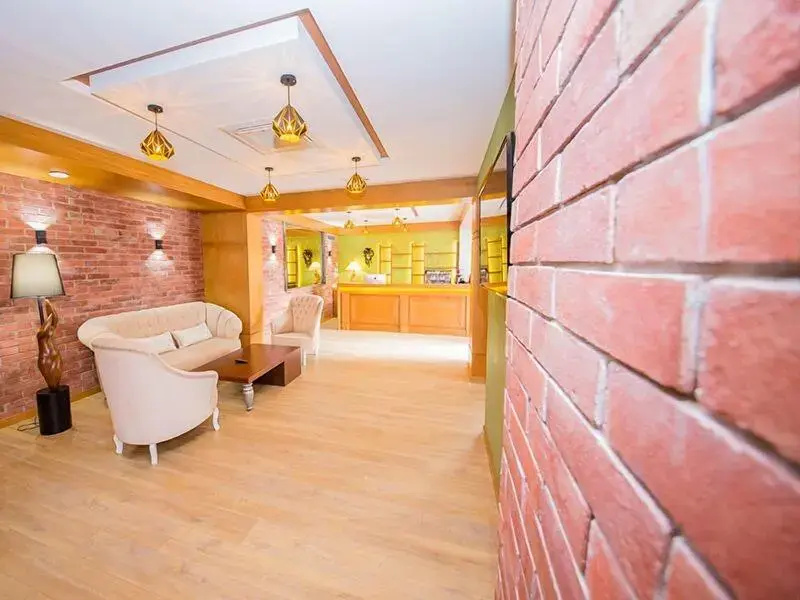 Photo - F&m Hotel