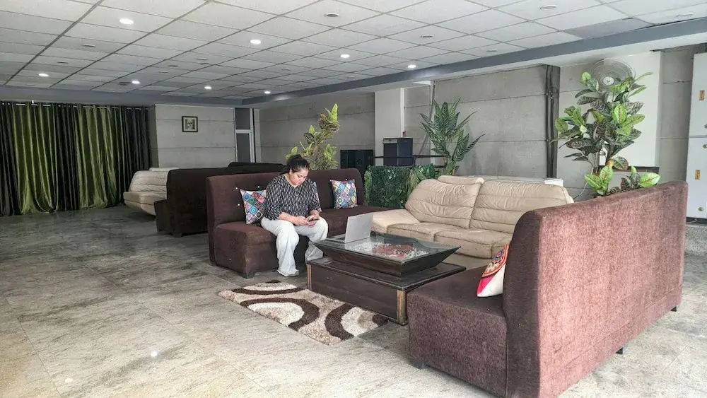 Photo - Hotel HomeAste 001 Near Yashobhoomi Convention Center