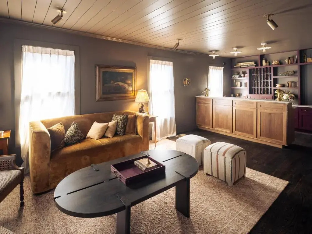 Photo - The Madison Hotel