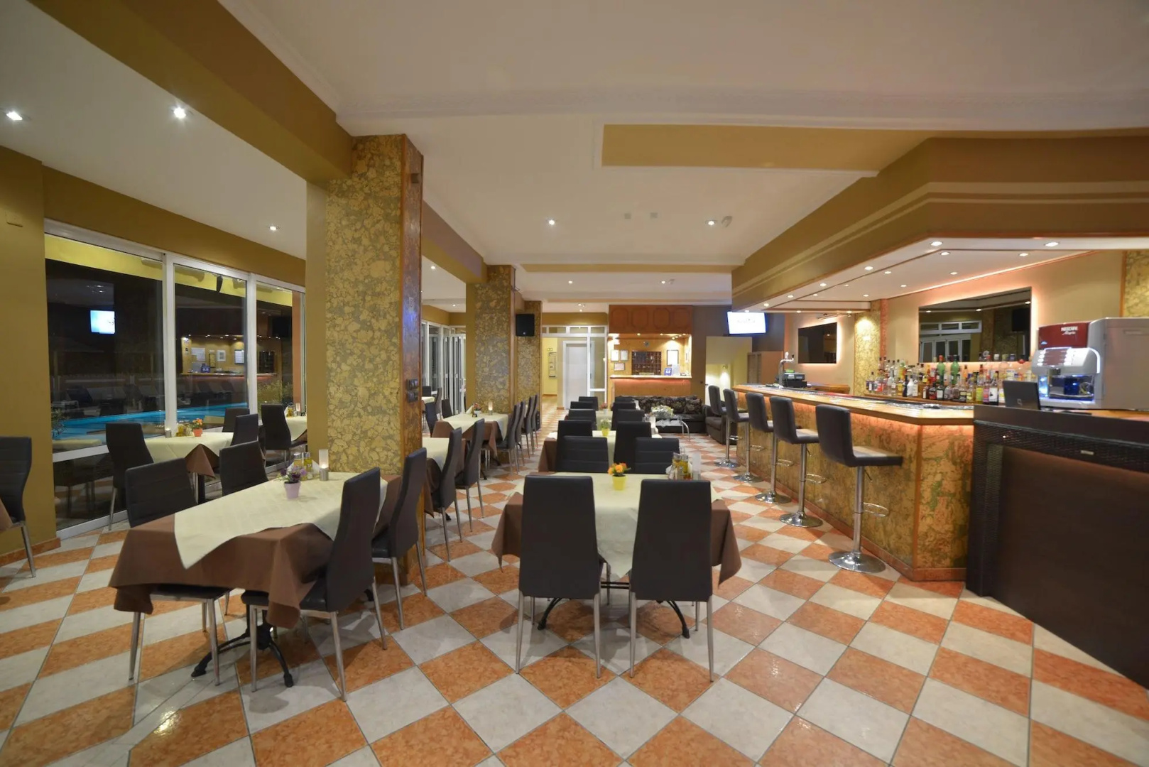 Photo - Angelina Hotel & Apartments