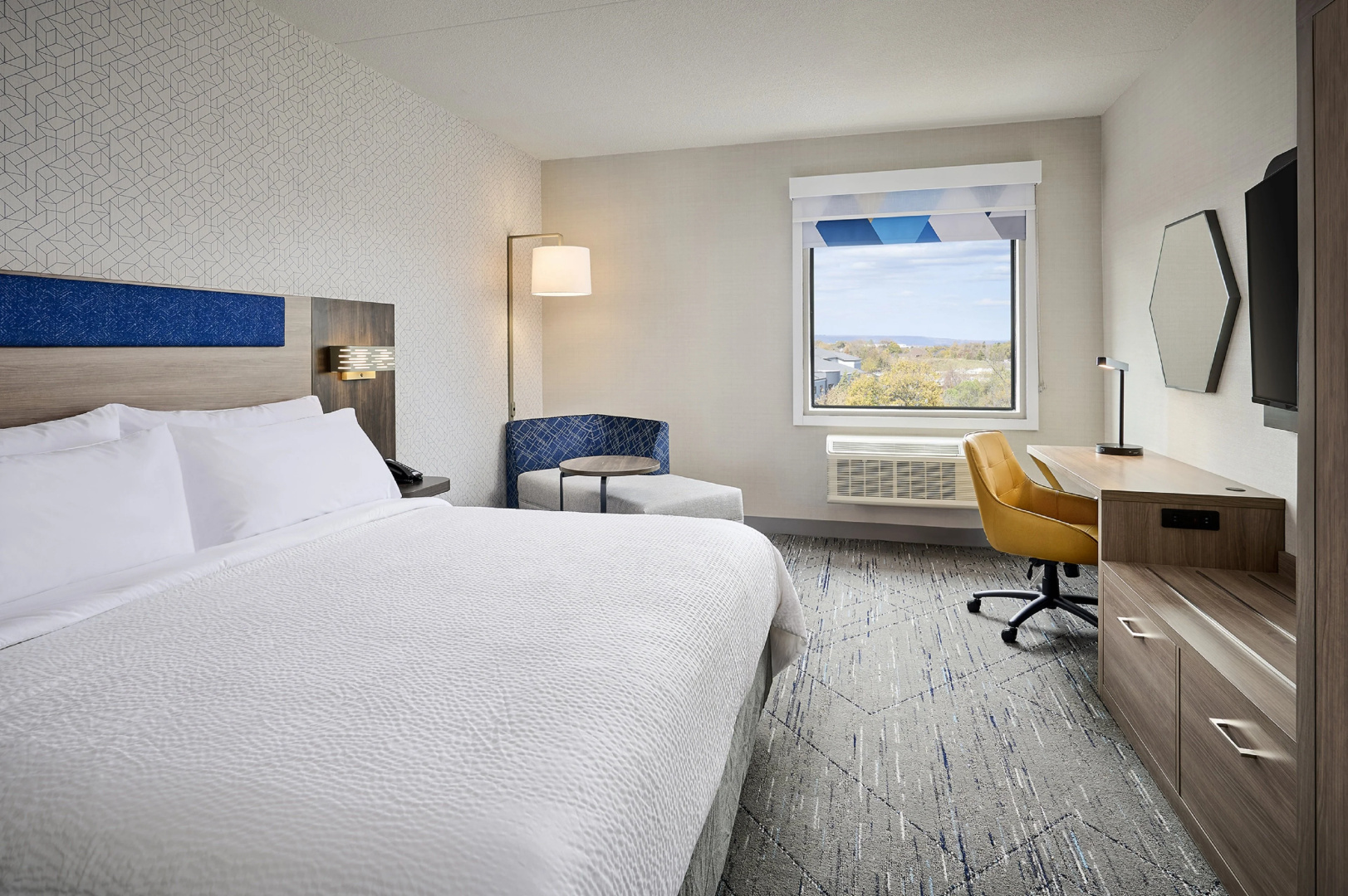 Photo - Holiday Inn Express Hamilton Upper James by IHG
