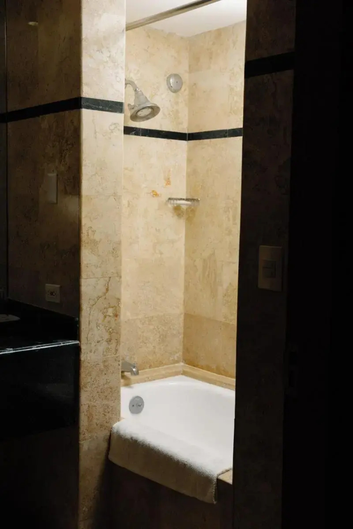 Photo - Intercity Tower Hotels