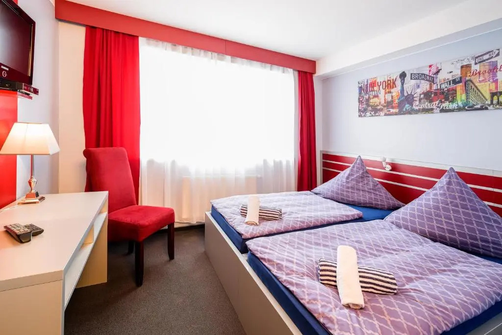 Photo - Hotel 108