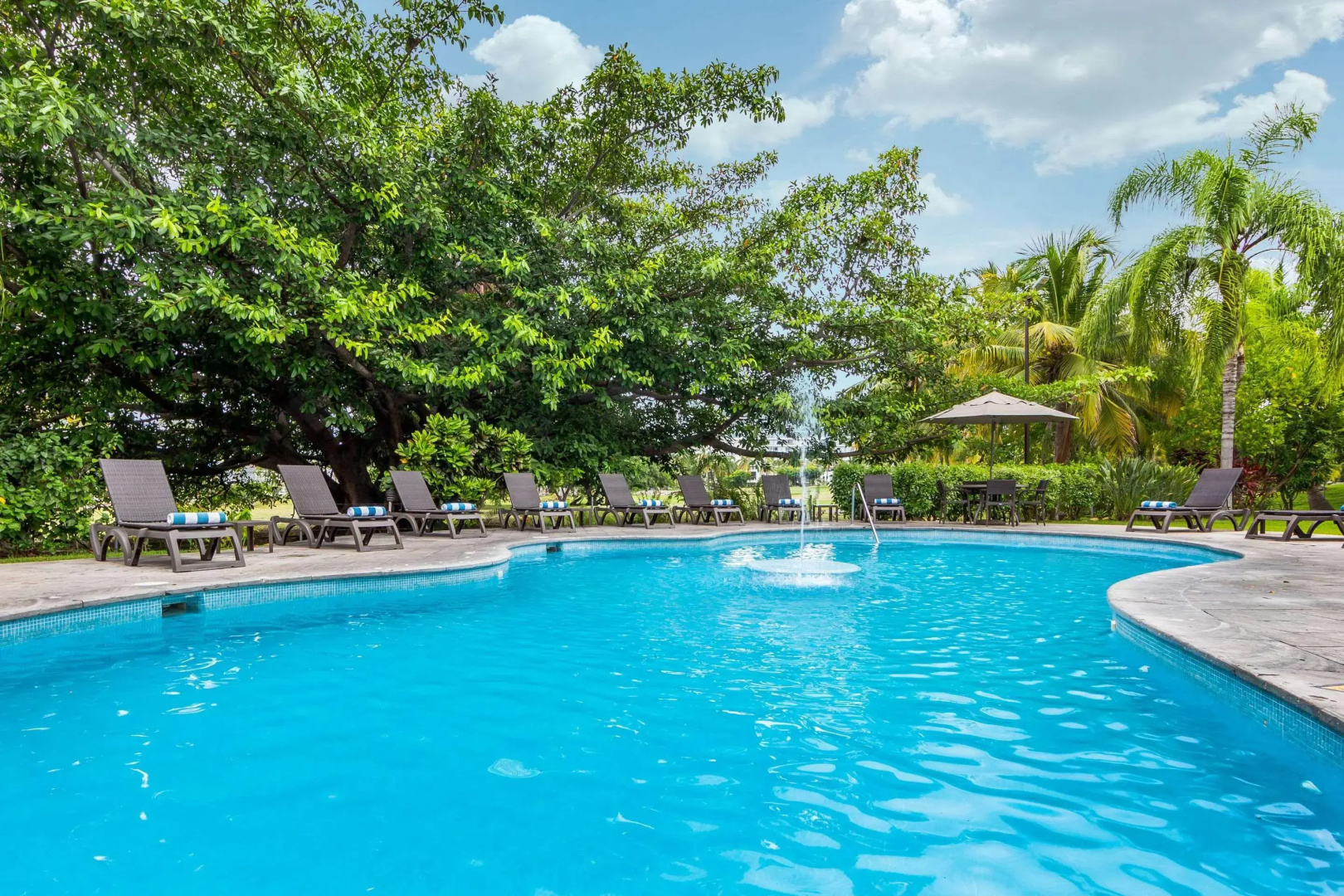 Photo - Comfort Inn Puerto Vallarta Golfside & Marina