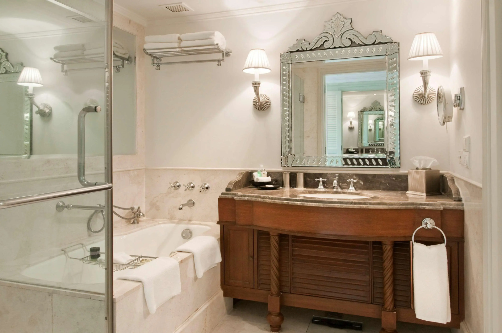 Photo - Hilton Mumbai International Airport Hotel