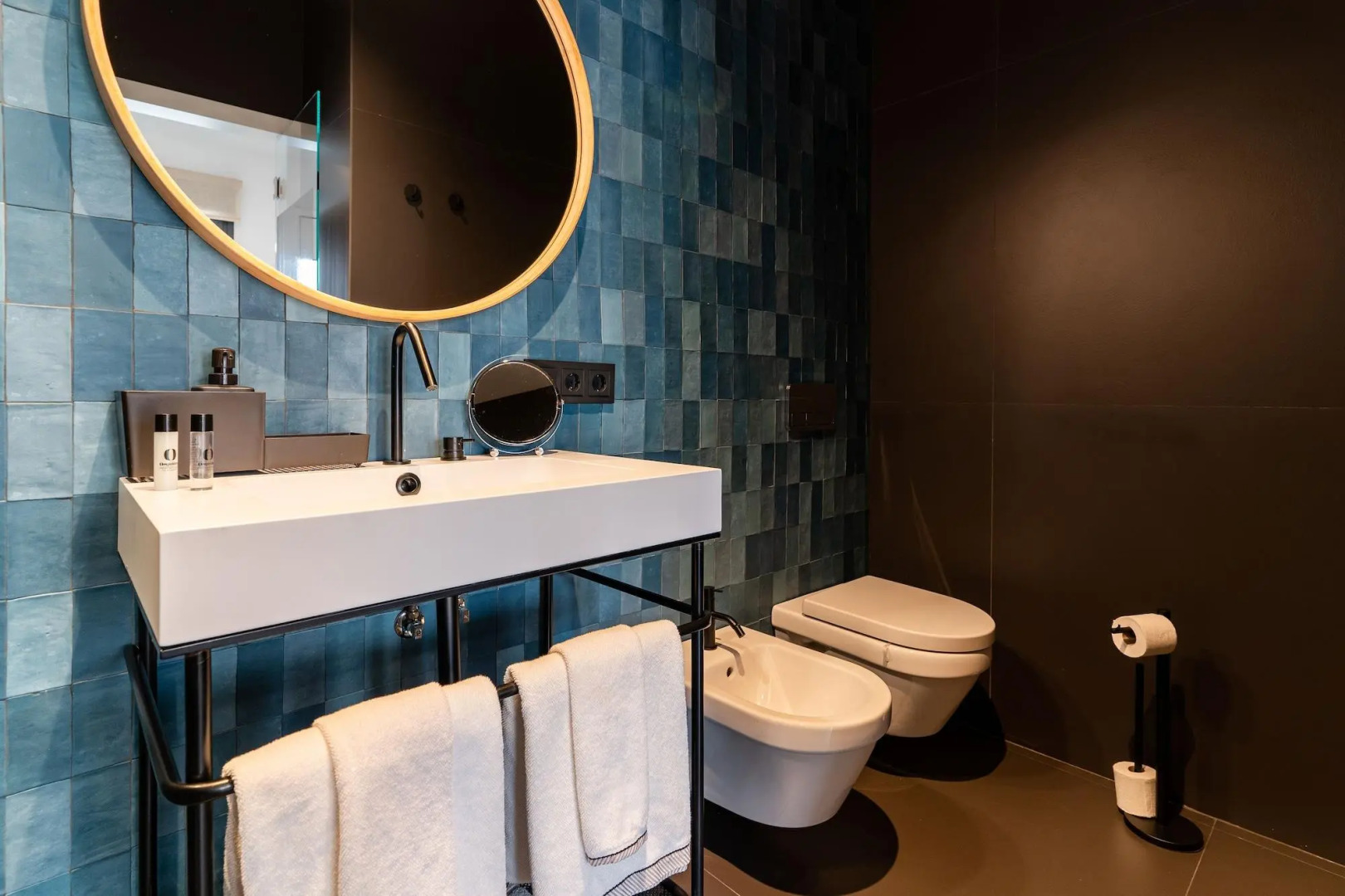 Photo - Welldone Quality - Crystal pool