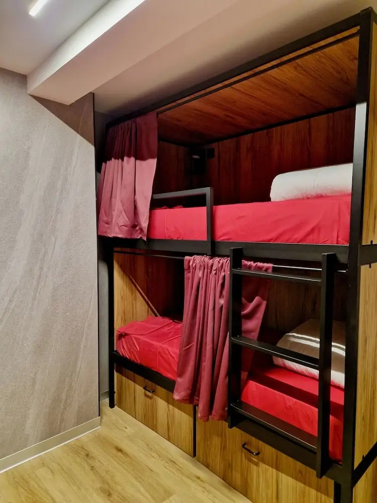 Photo - Velvet Hostel Business