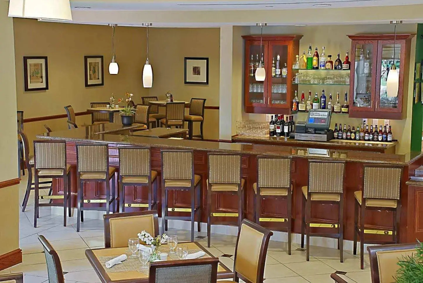 Photo - Hilton Garden Inn Miami Airport West