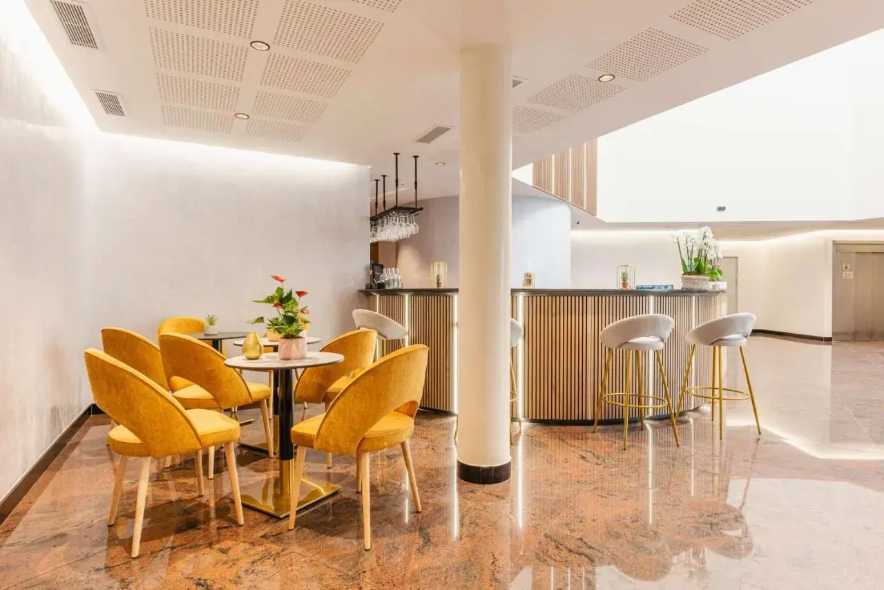 Foto - Brit Hotel Privilège Paris Rosny-sous-Bois