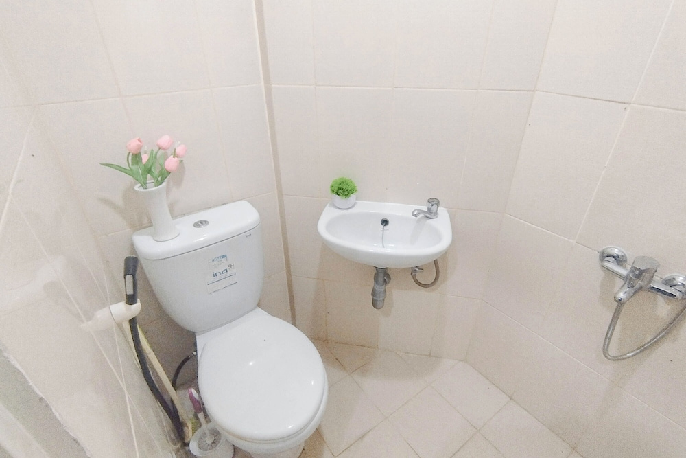 Studio Minimalist And Warm At Pavilion Permata Apartment
