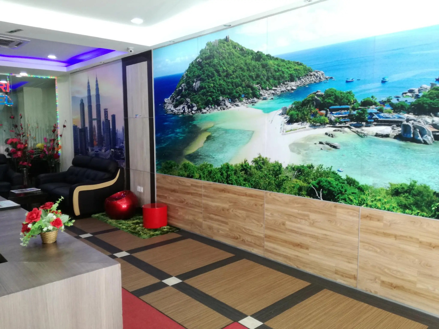 Photo - Safari Hotel