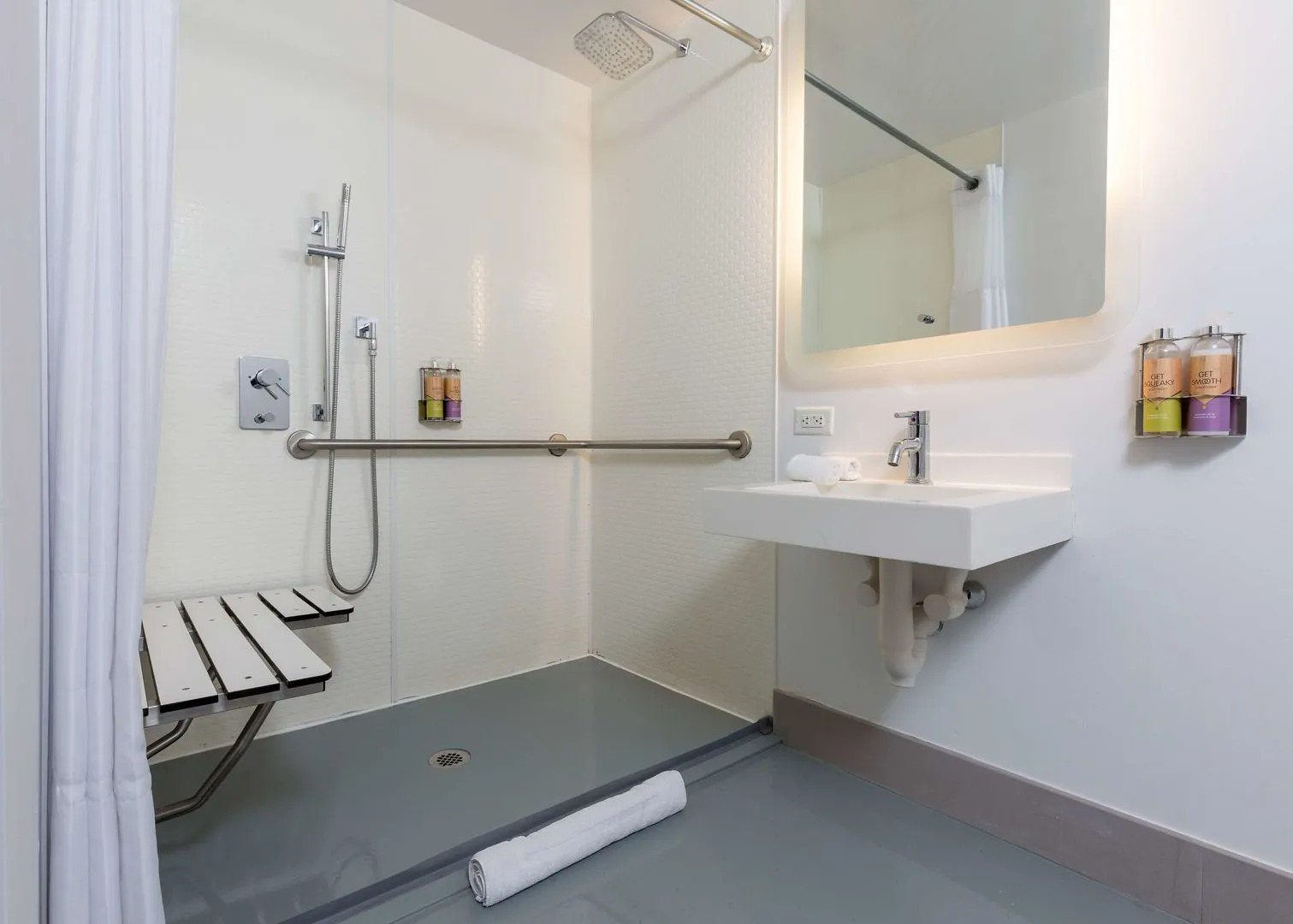 Photo - YOTEL Boston