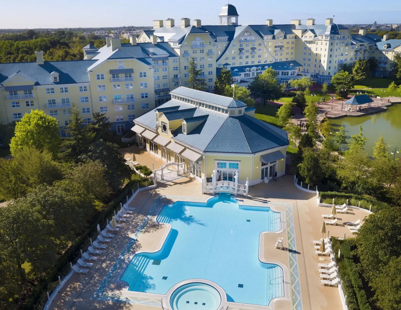 Photo - Disney Newport Bay Club