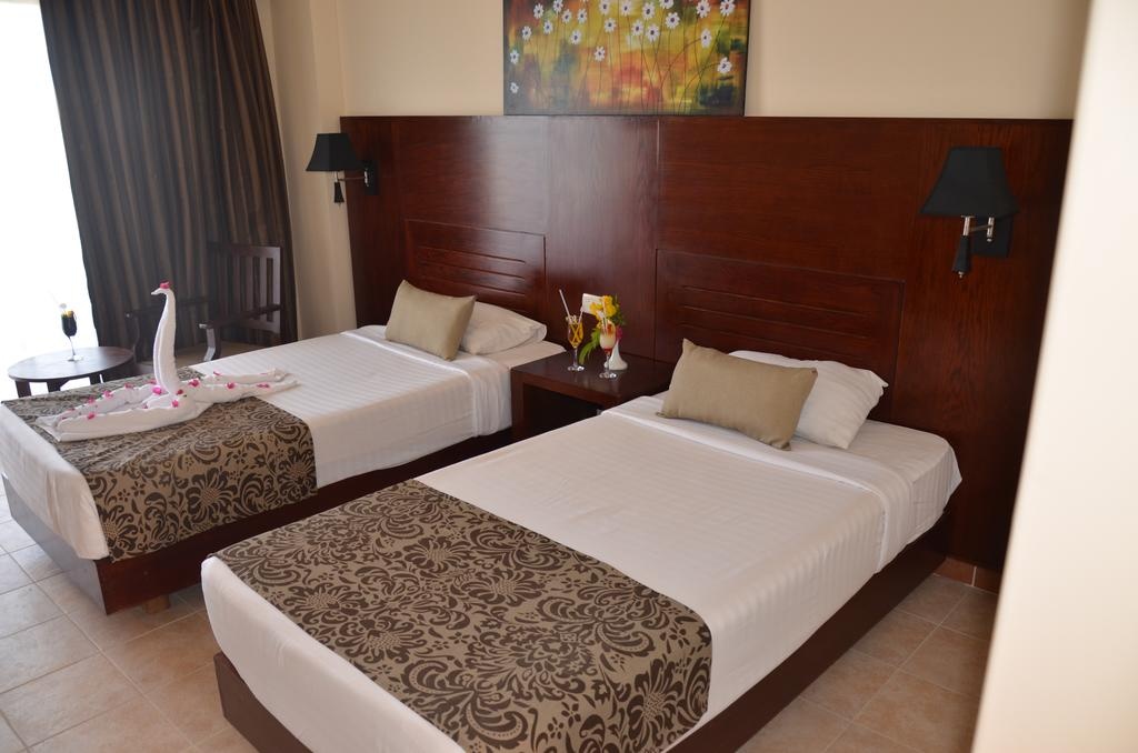 BRAYKA BAY RESORT
