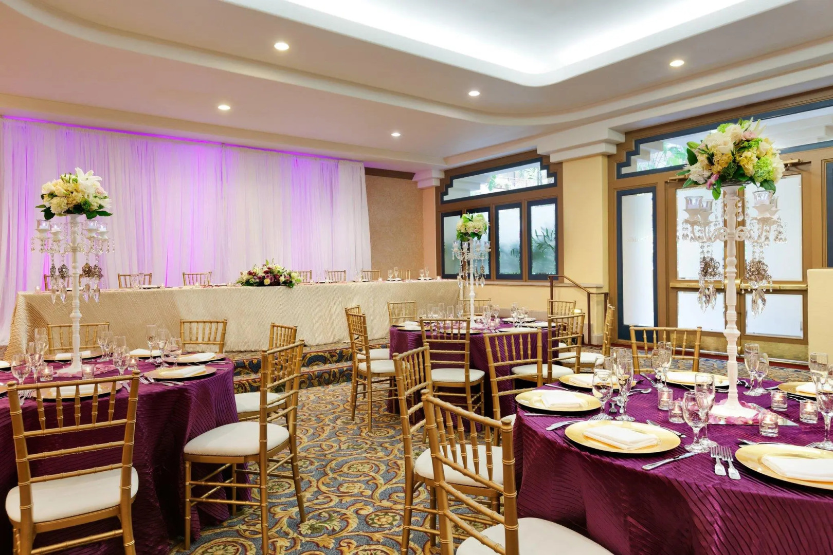 Photo - Embassy Suites by Hilton San Francisco Airport Oyster Point