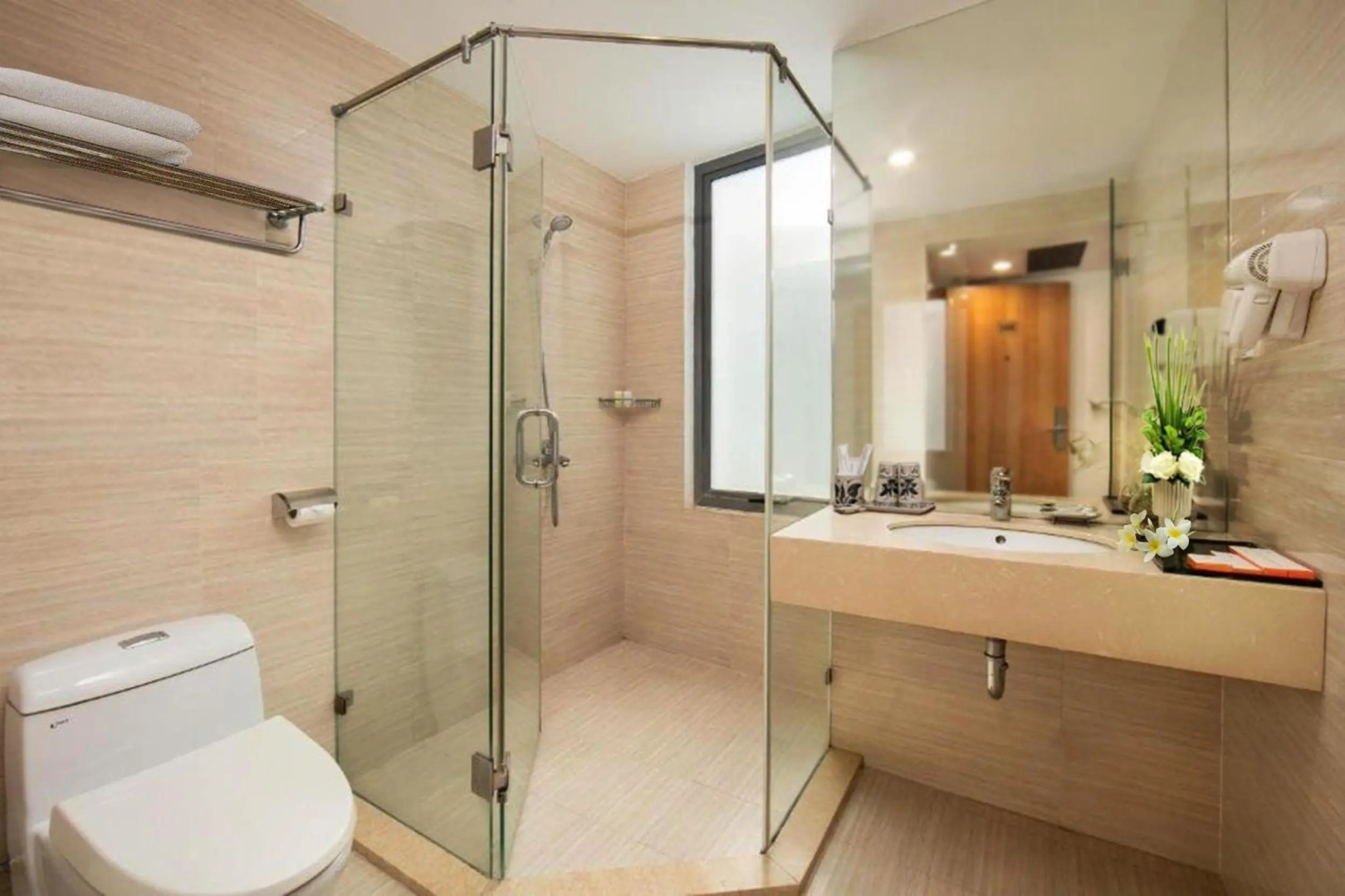 Photo - Aviary Hanoi Hotel & Travel