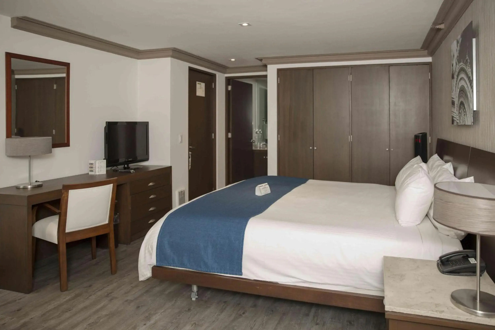 Foto - Suites Obelisk