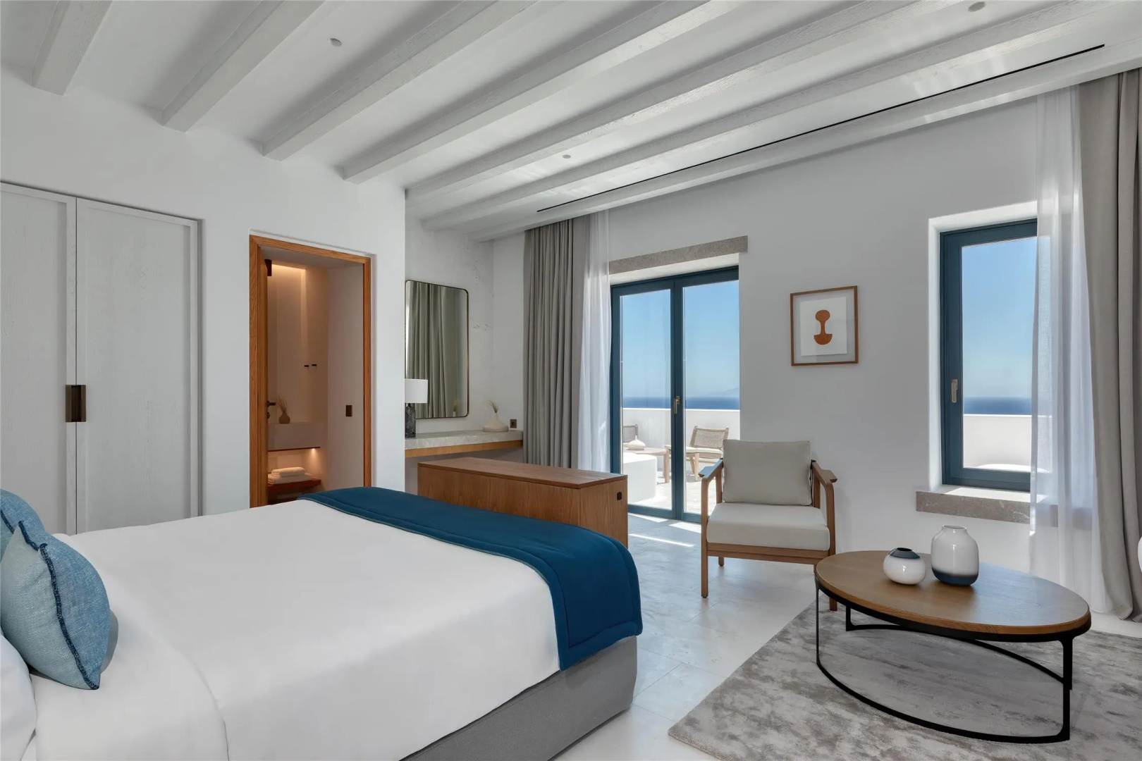 Photo - Sandblu Santorini, LXR Hotels & Resorts