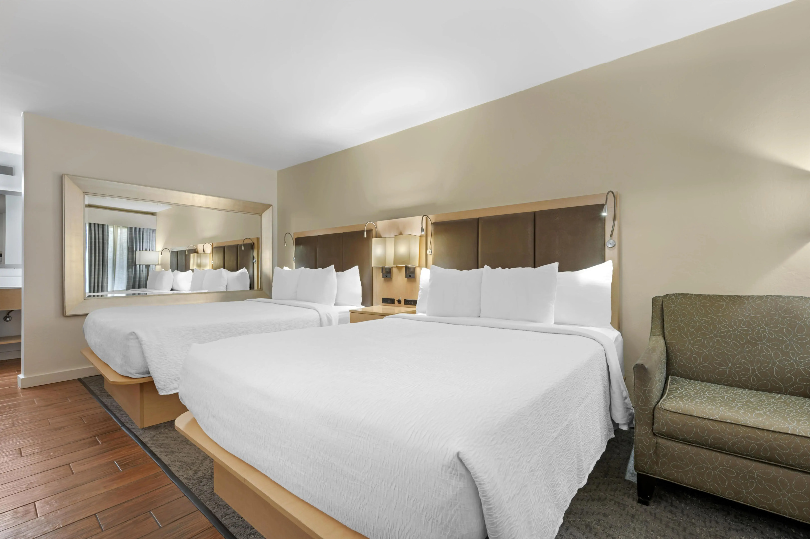 Photo - Best Western Plus South Coast Inn