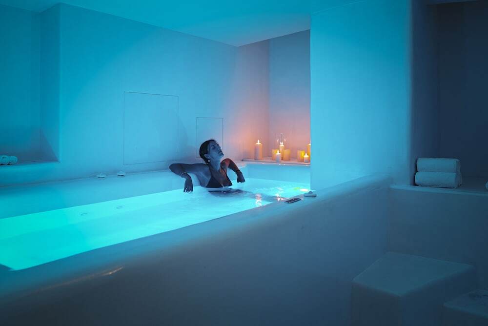 Photo - The Gem Society Hotel