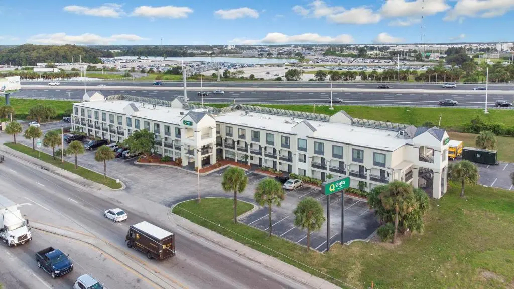 Foto - Super 8 by Wyndham Orlando Near Florida Mall